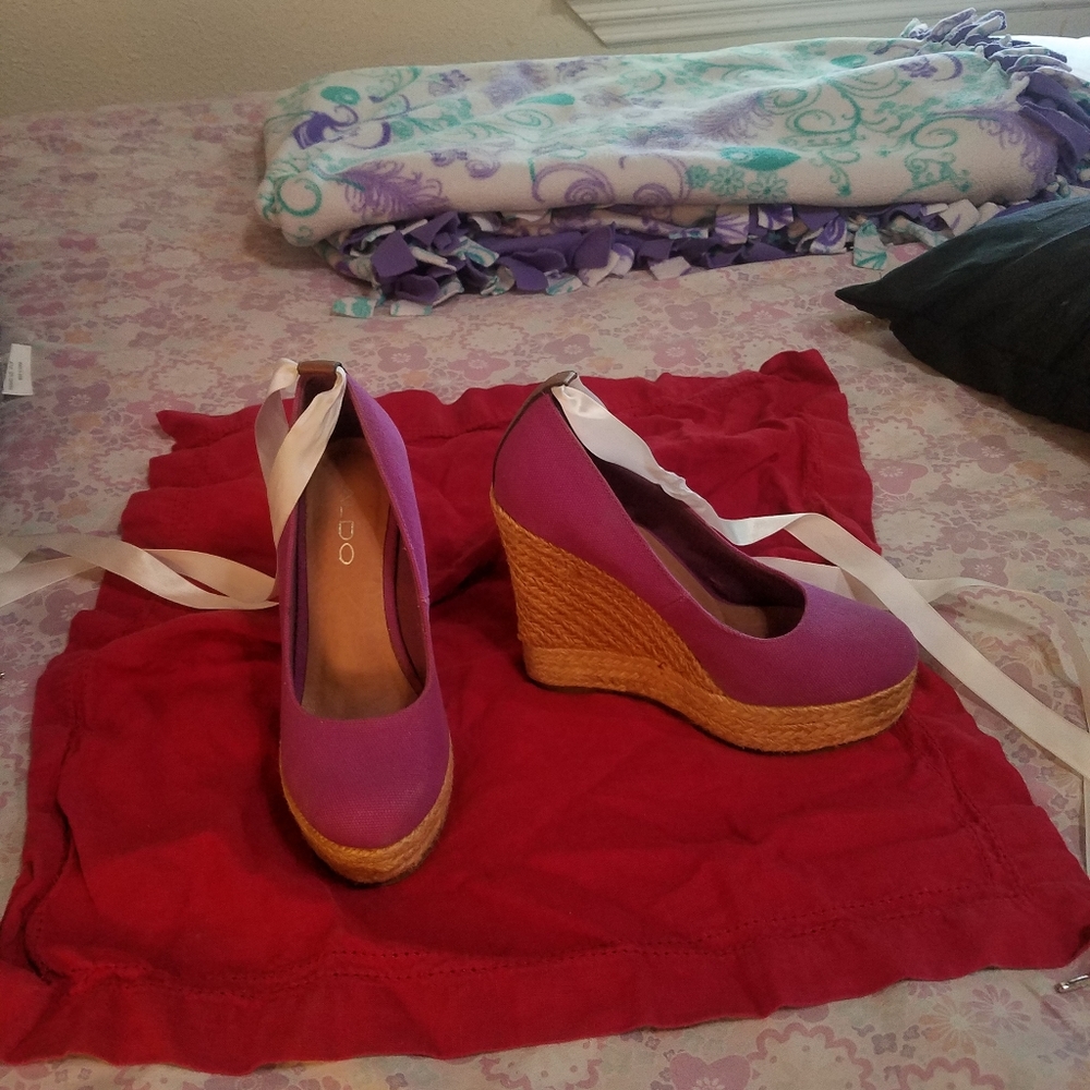 Purple Aldo wedges